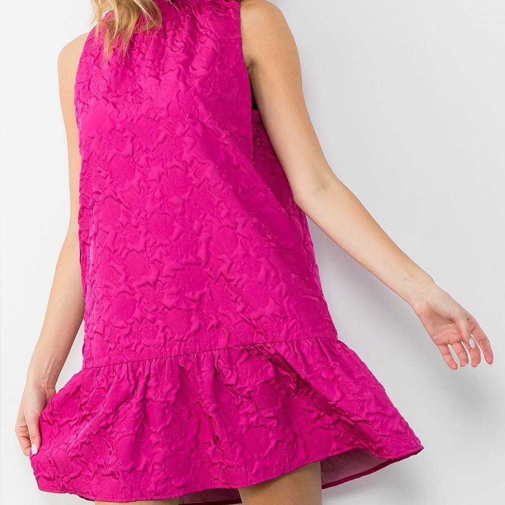 THML Textured Ruffled Dress - Picture 5 of 8
